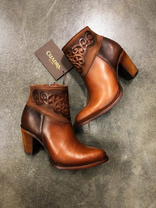 CUADRA – Women’s Heel Booties ( Honey ) – El Potrerito