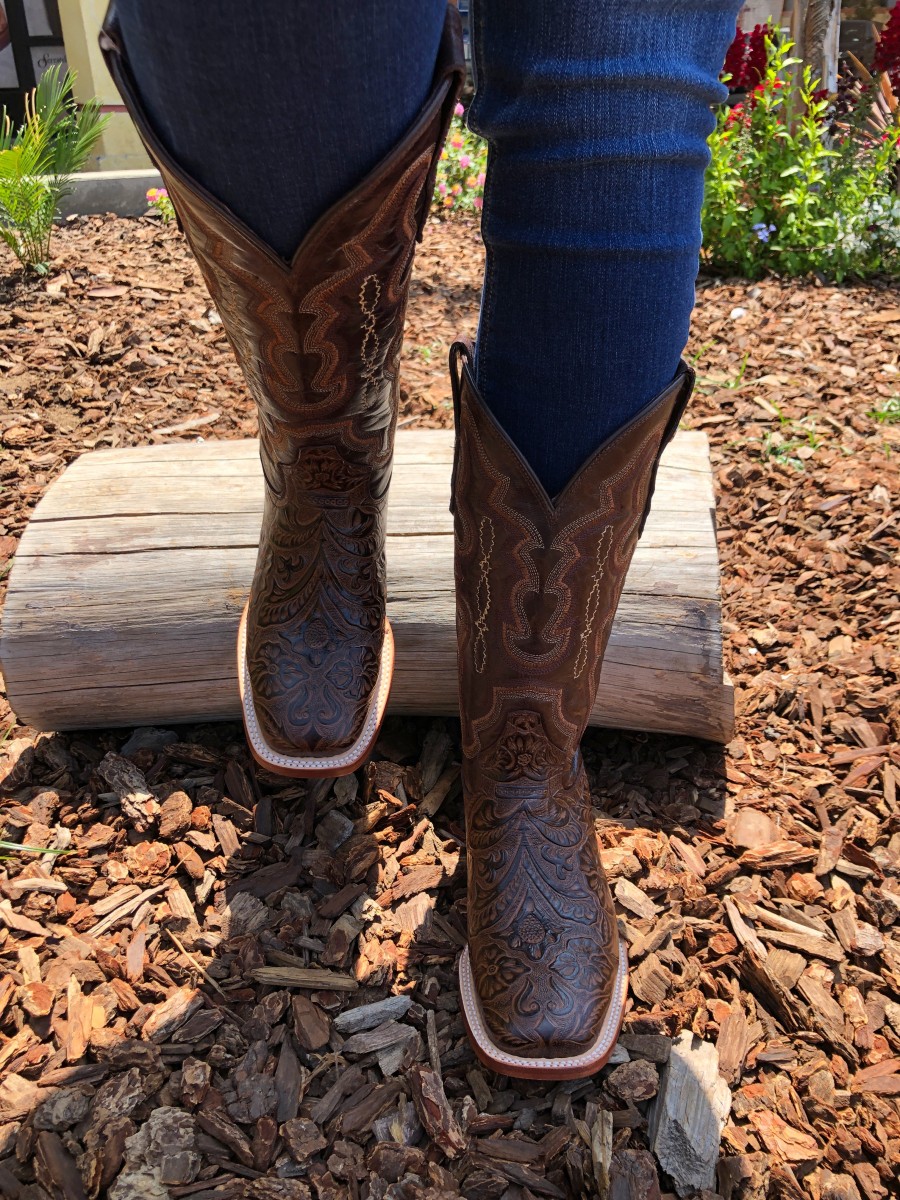 El Potrerito – Women's Floral Tooled Square Toe Boots ( Brown