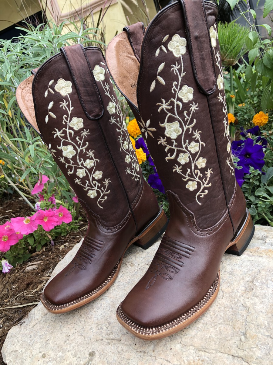 cowgirl boots shoe show