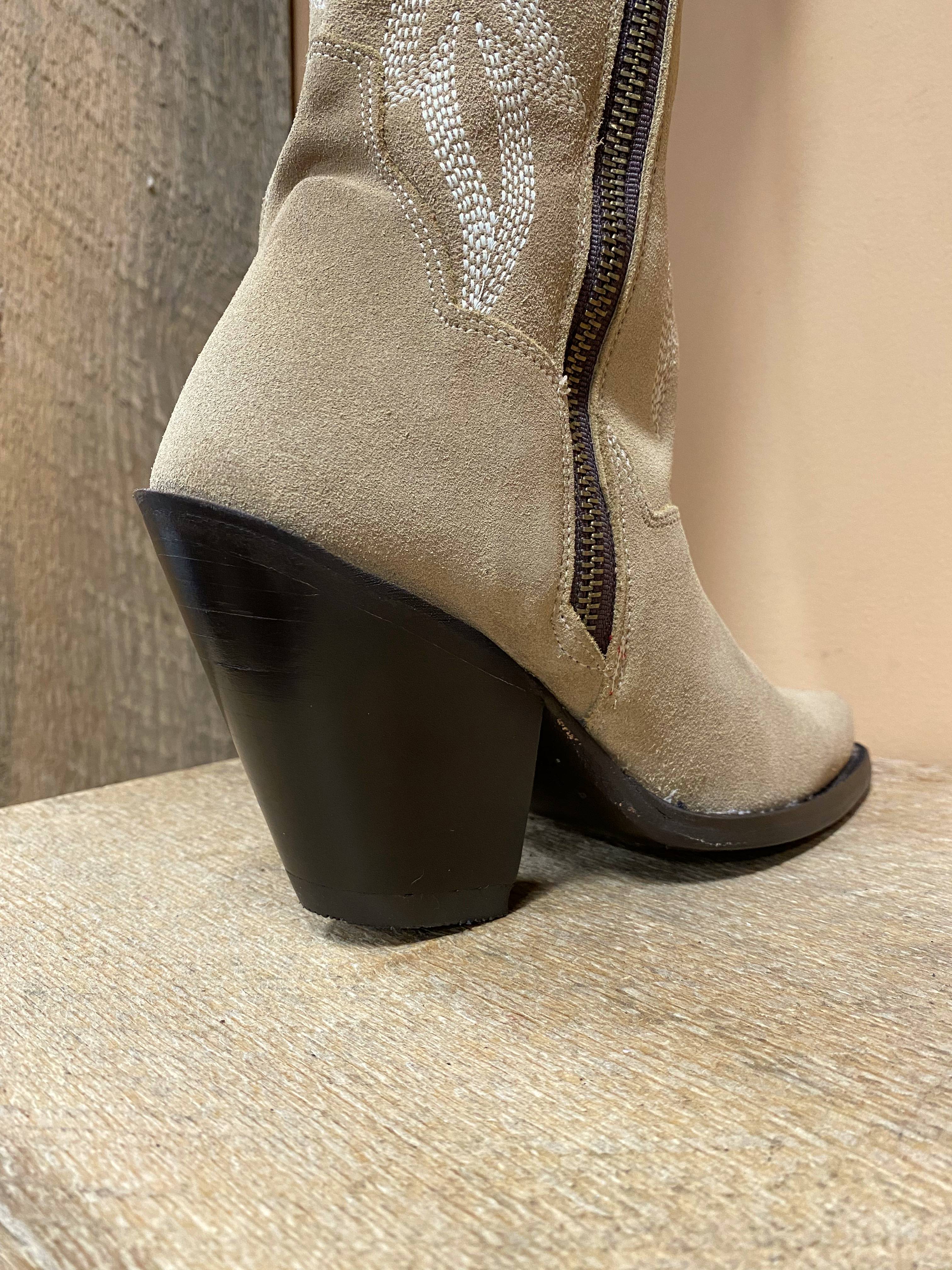 DAN POST – Women’s Jilted Knee High Western / Fashion Boot( Beige Suede ...